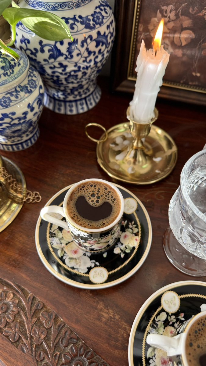 مـلاك tweet media