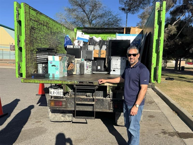 Cesar Blanco tweet media