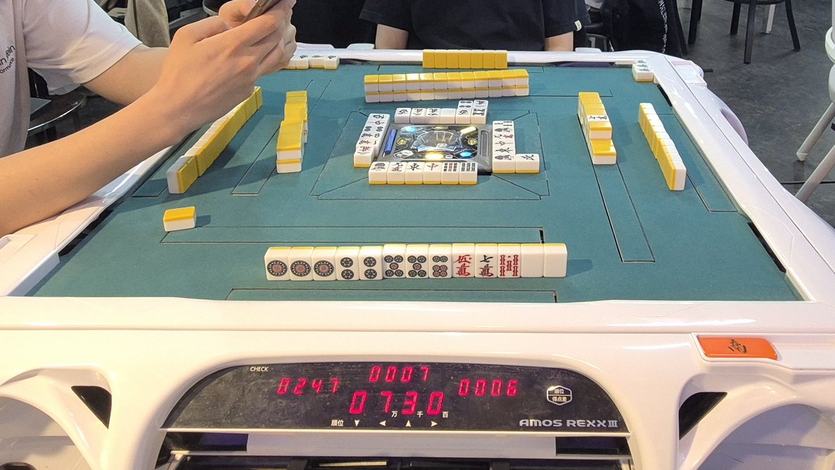 너서리 tweet media