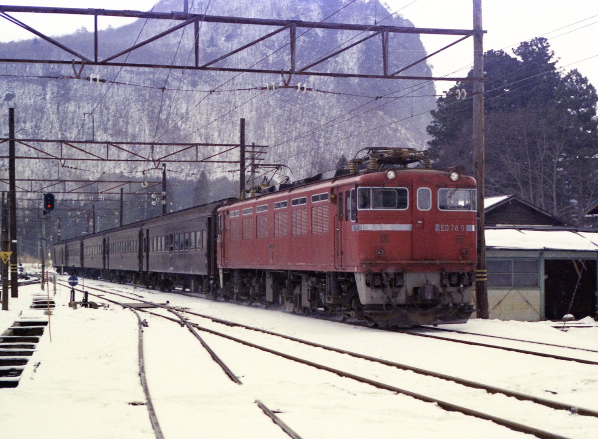 さかはん tweet media