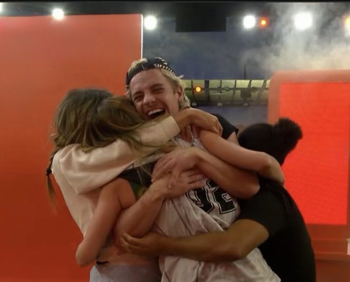 Bic Müller tweet media