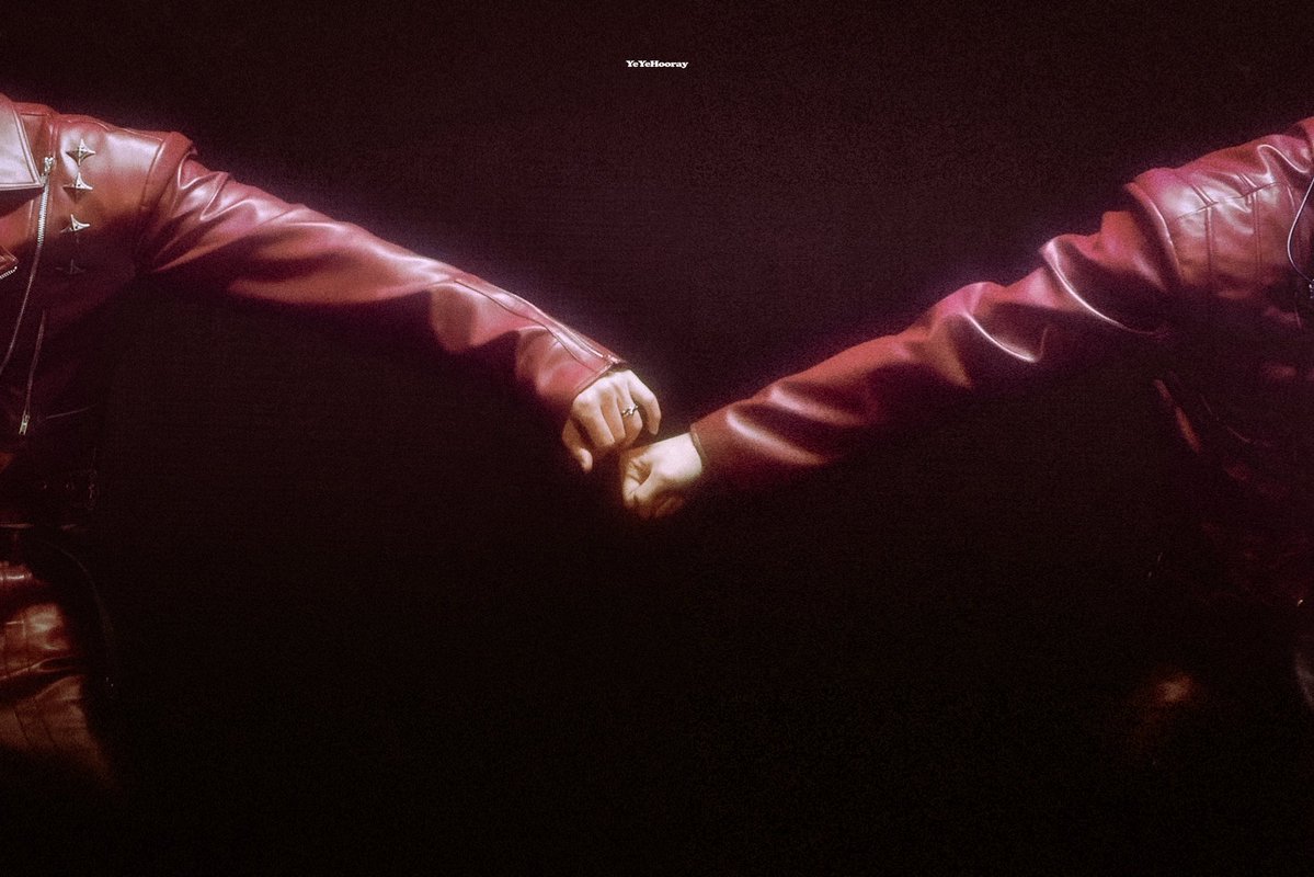 YeYeHooray tweet media