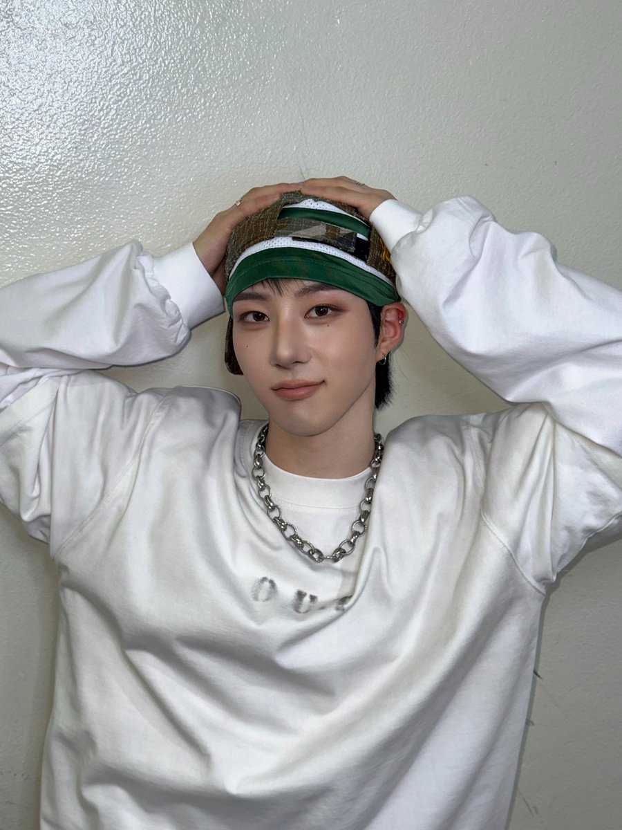 DIGNITY_members's tweet image. 머리가 지끈지끈♨️ (*아님)

#LUKE #루크 #DIGNITY #디그니티
#SLIPSHOT #POINT_BLANK