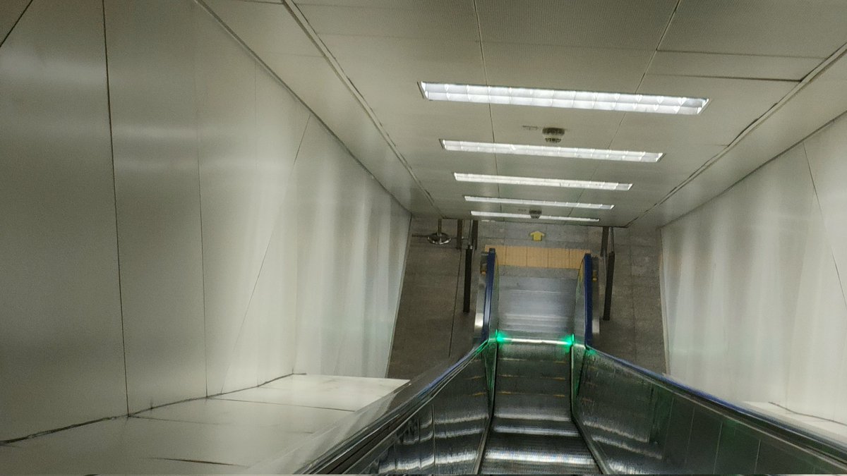 .◜◡◝ tweet media