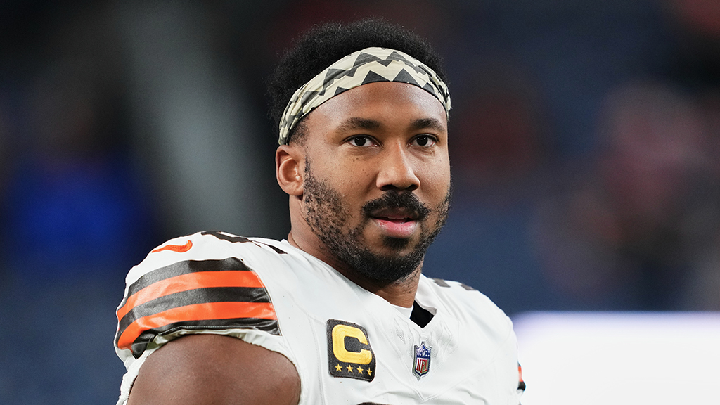 Around The NFL tweet media