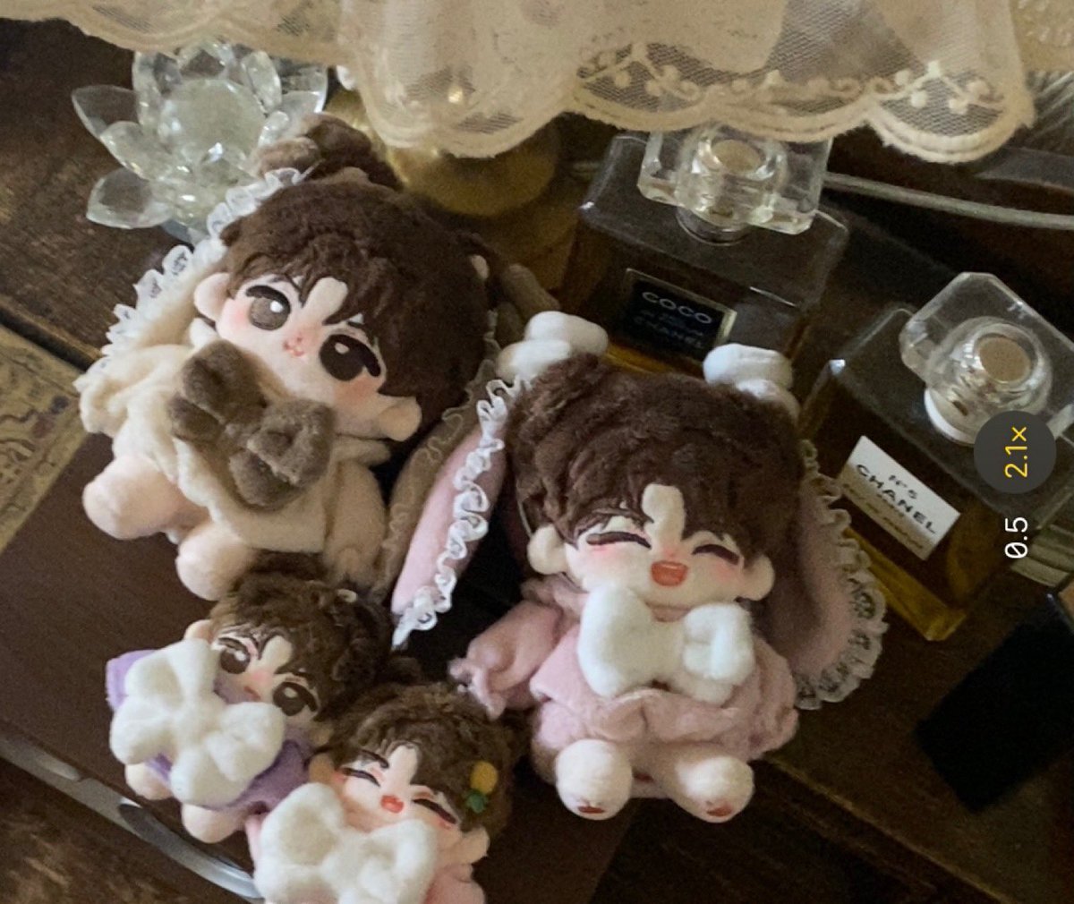 띠용용 tweet media