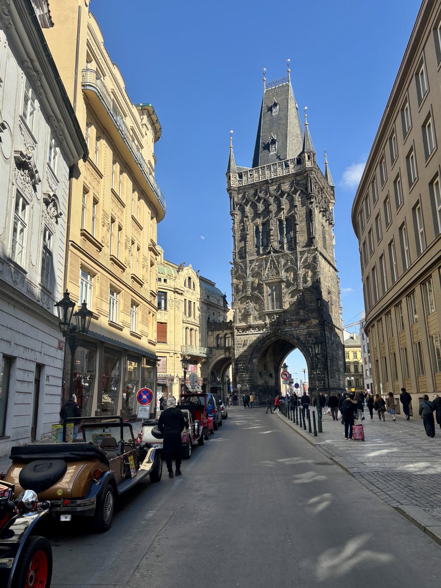 EddyMisman's tweet photo. #prague #SuperHalfs @5uperHalfs โฆ@RunCzechโฉ https://t.co/xxim0fU5ET