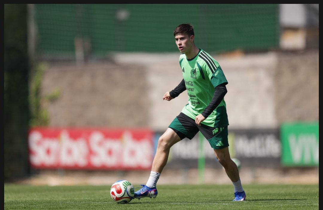 René Tovar tweet media