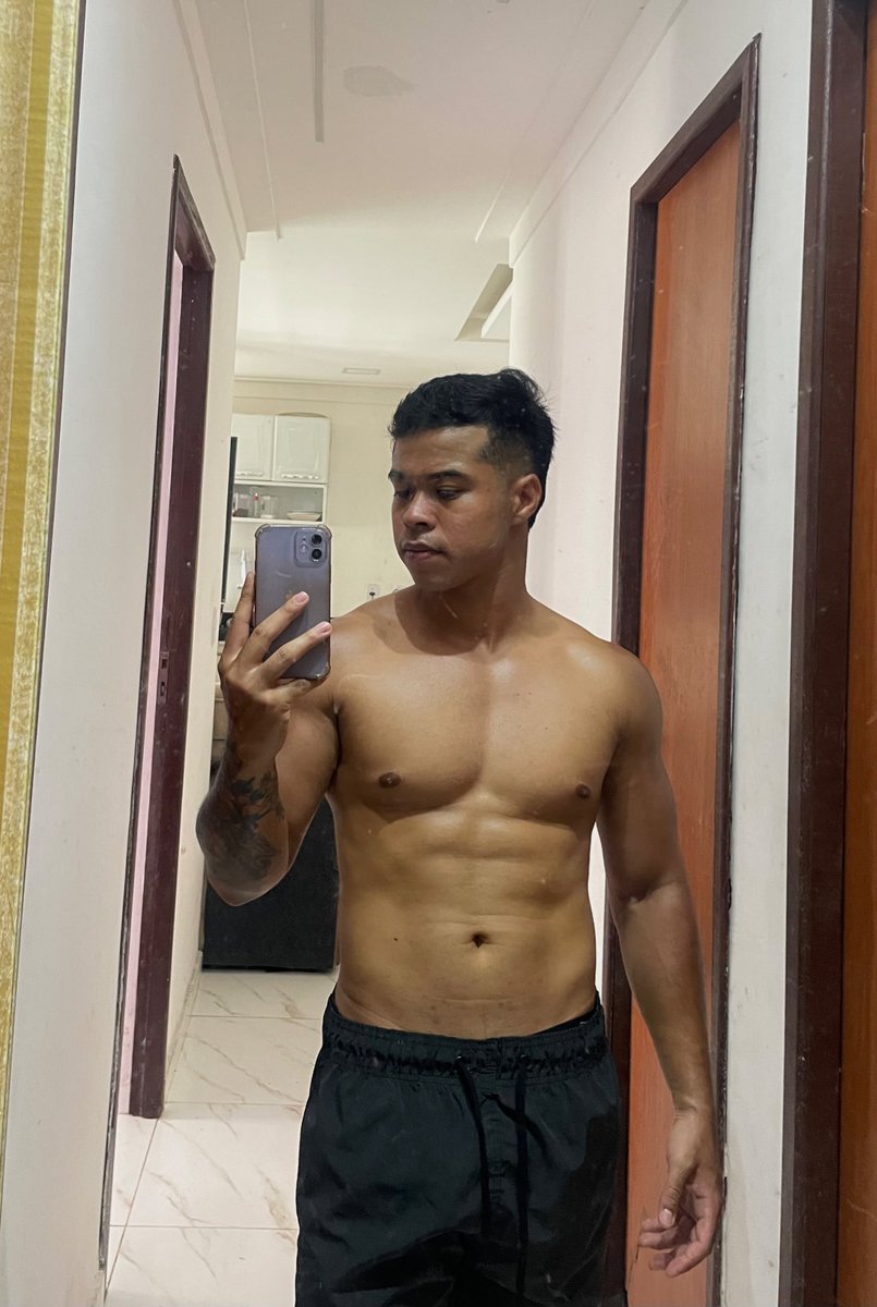 SuperBoy tweet media