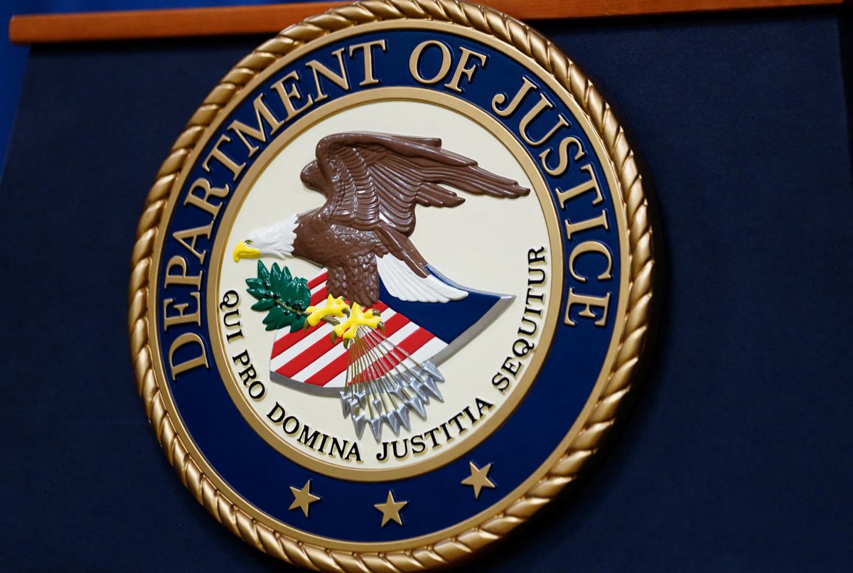 Republicans against Trump tweet media