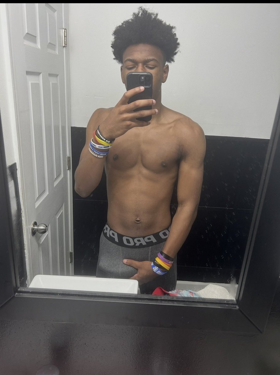 ghostofurpast's tweet photo. goodmorning good people #980freaks #336freaks #captiainhook #belmontfreaks #704freaks #ncfreaks #336links #cltfreaks #greensborofreaks #winstonfreaks https://t.co/J7qkYQQjZh