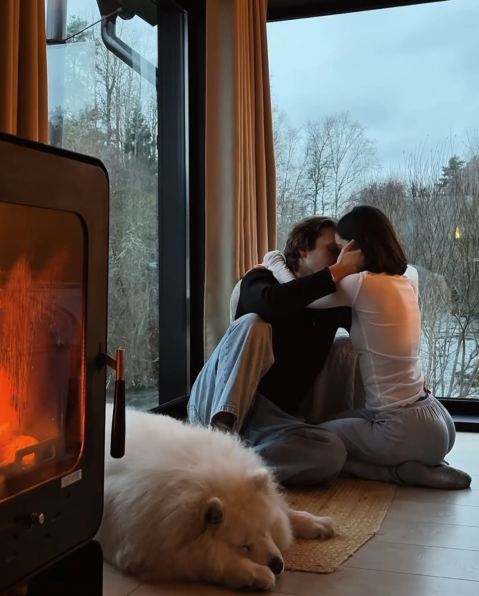 Bigg8055's tweet image. I don’t need to chase happiness, I can find it in small quiet moments ✨😊🌿 #happy #simple