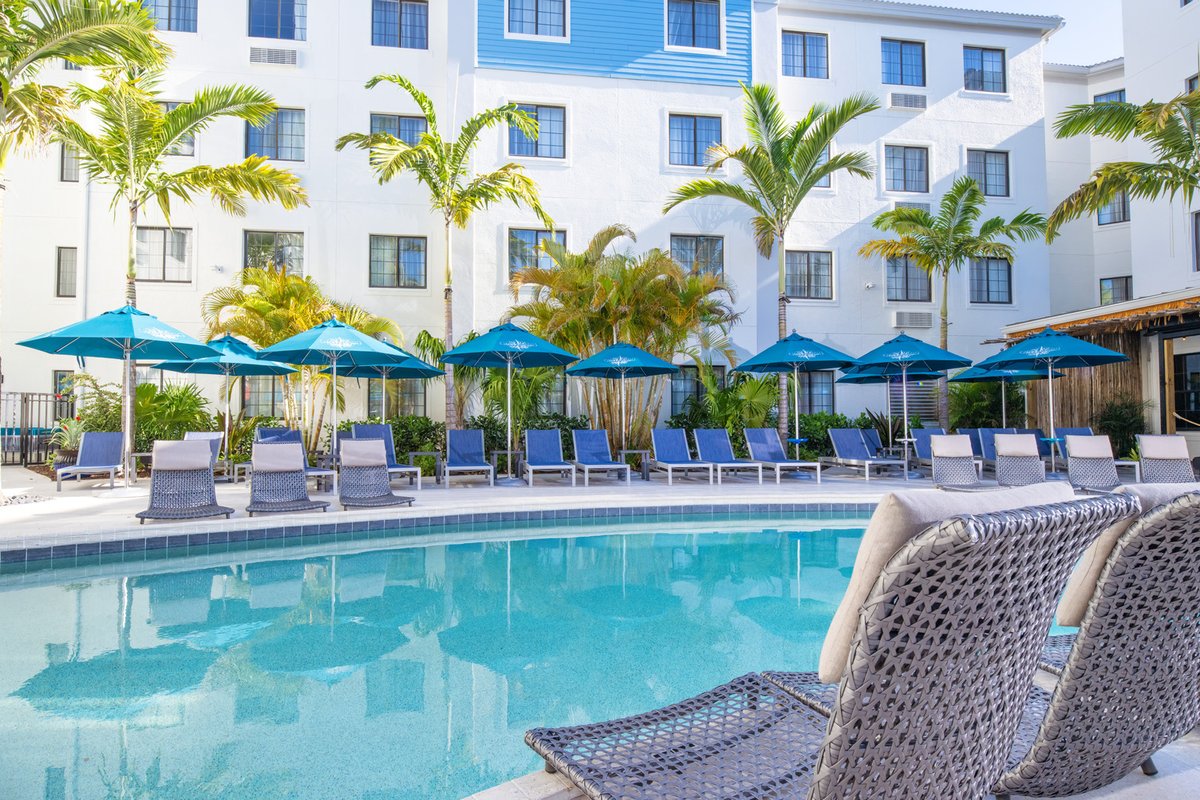 Compass Hotels tweet media