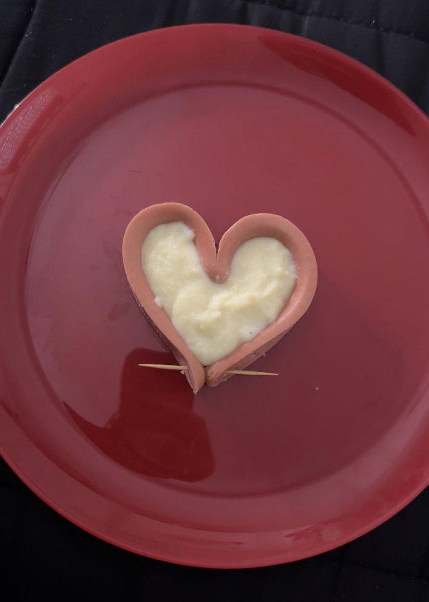 𝐼𝐿𝑌 tweet media