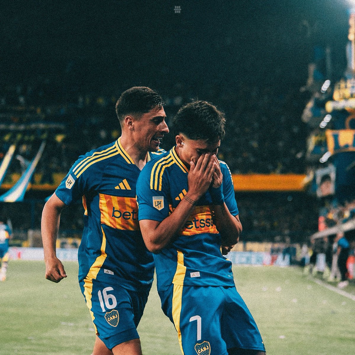 𝐏𝐈𝐁𝐄 𝐁𝐎𝐒𝐓𝐄𝐑𝐎 tweet media