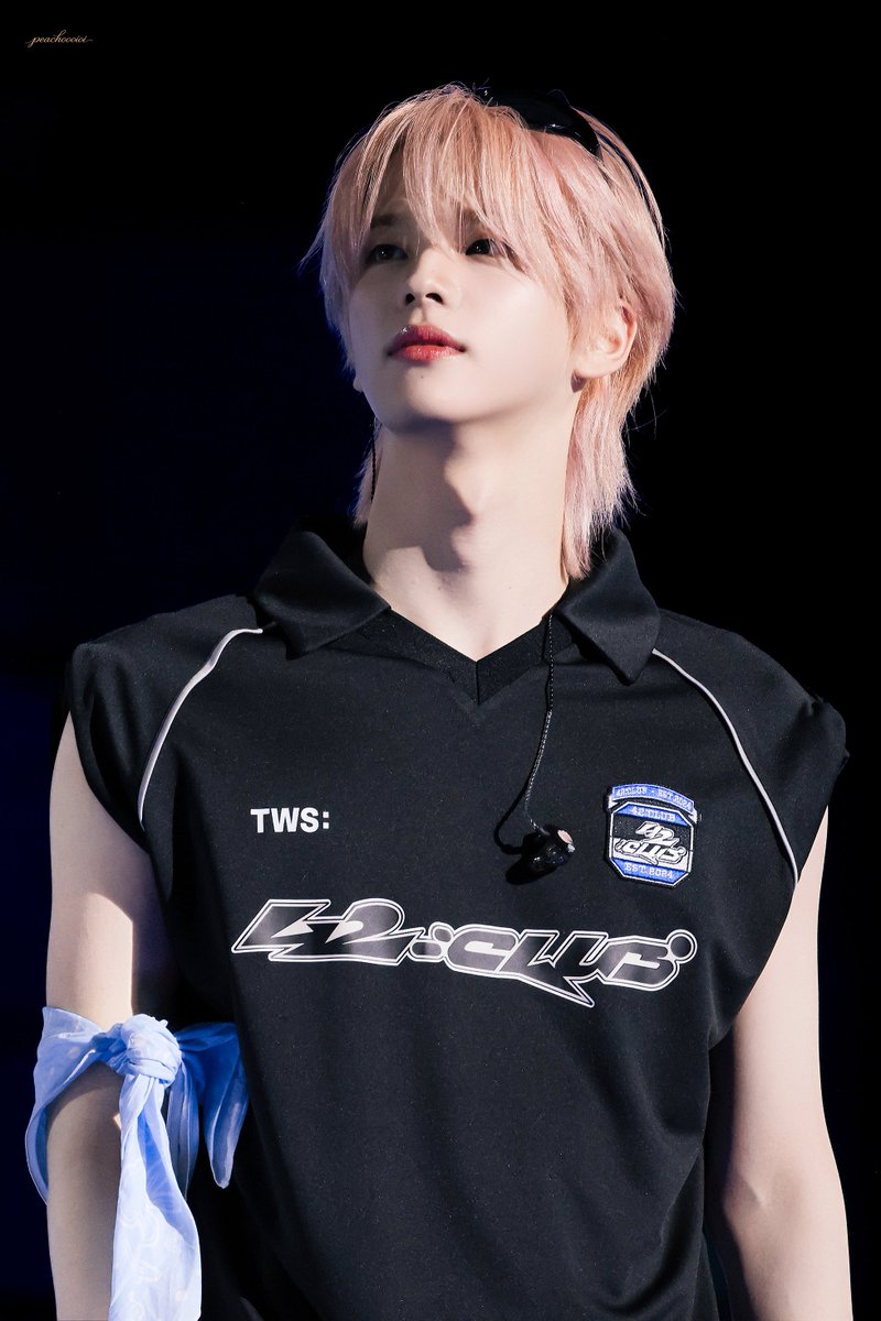 peachtrack002's tweet photo. 🤏🏻 https://t.co/bSYQu8wJNV