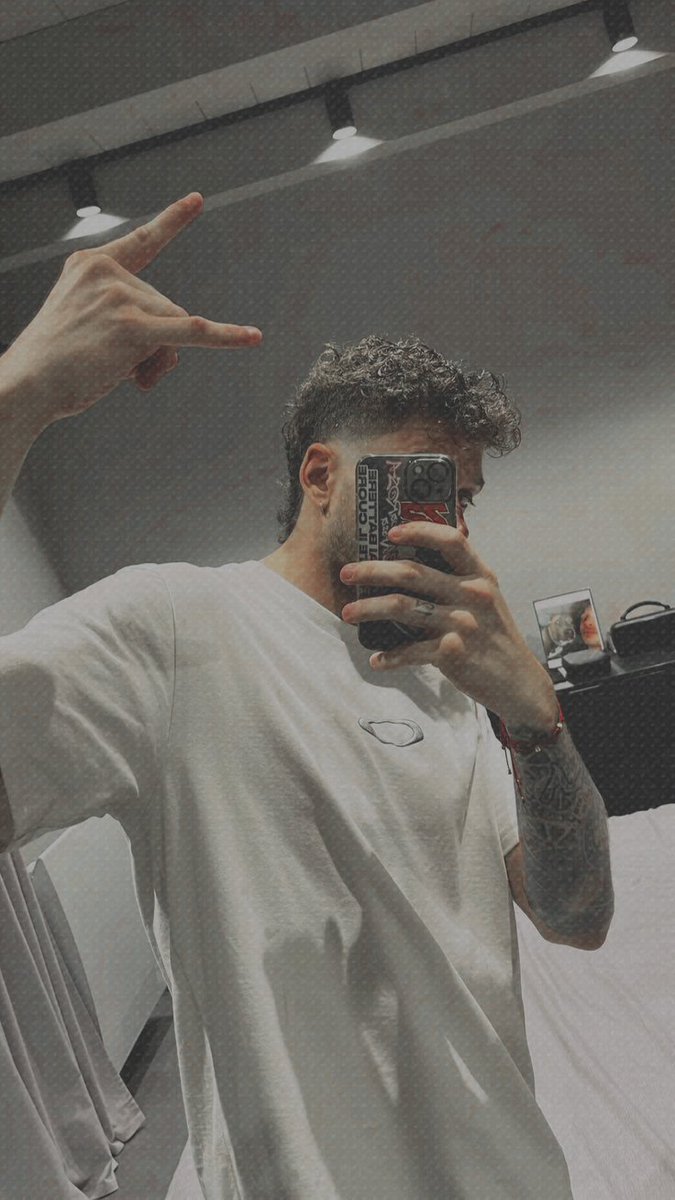 ‍‍‍ ‍‍ ‍‍‍ ‍‍＊ ‍‍‍ ‍‍‍𝗧𝗛𝗘 𝗕𝗘𝗭 ‍‍‍‍‍‍ ‍‍. tweet media