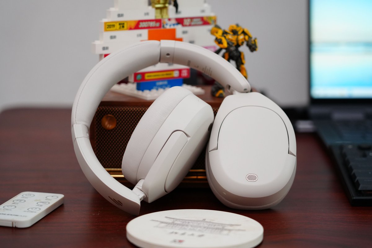 zoé scaglione tweet media