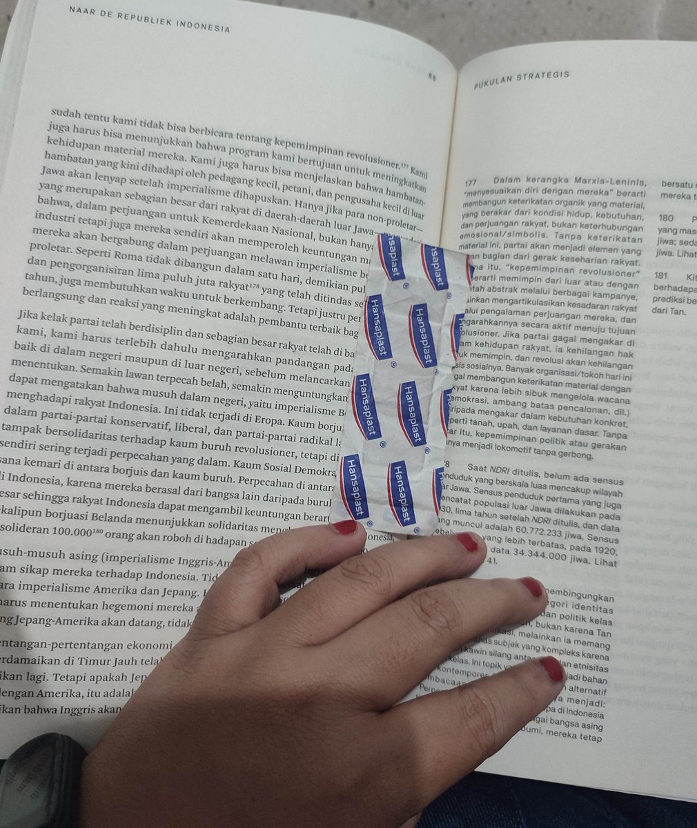 Delasyahma Liauw 📚 tweet media