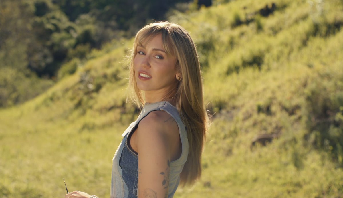 𝙨𝙢𝙞𝙡𝙚𝙮 ✶ tweet media