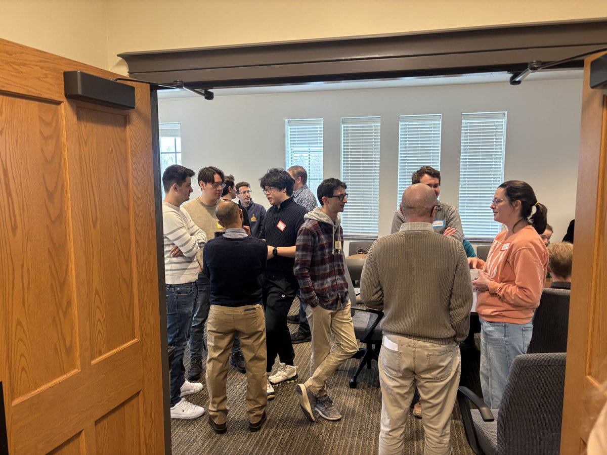 Notre Dame Economics tweet media