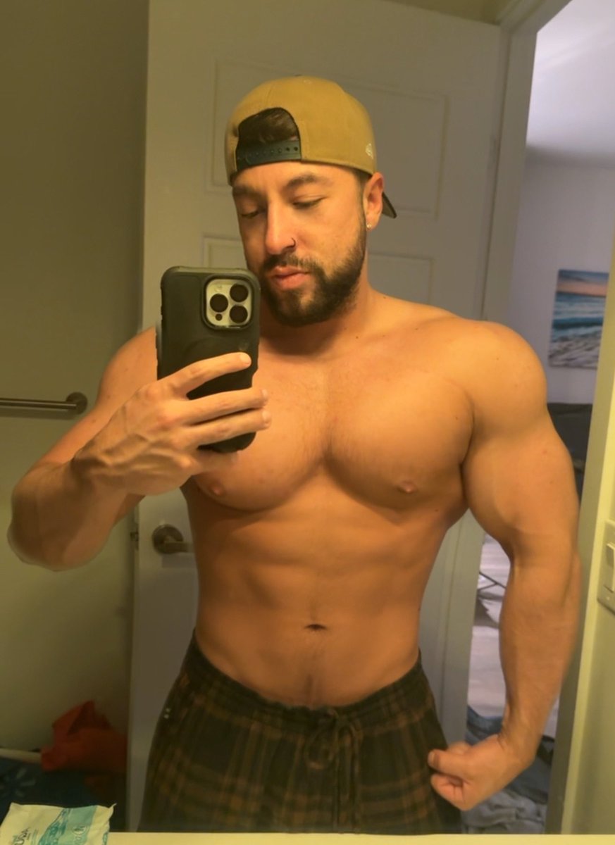 TAX FRIDAY RT GAME 🤑

5/5/5 ⭐️

3 comments 💬

10 minutes ⏰

Make him cry 👅