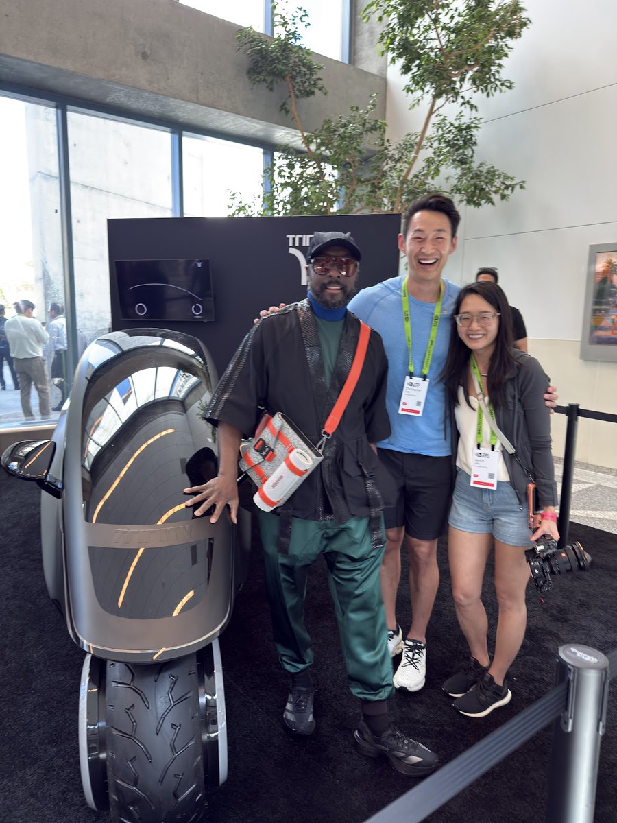 Thank you <a href="/iamwill/">will.i.am</a> <a href="/nvidia/">NVIDIA</a> <a href="/Tesla/">Tesla</a> It's all about Full Self Driving and AI and 3000 and late. youtu.be/SoqqUdnK6ng