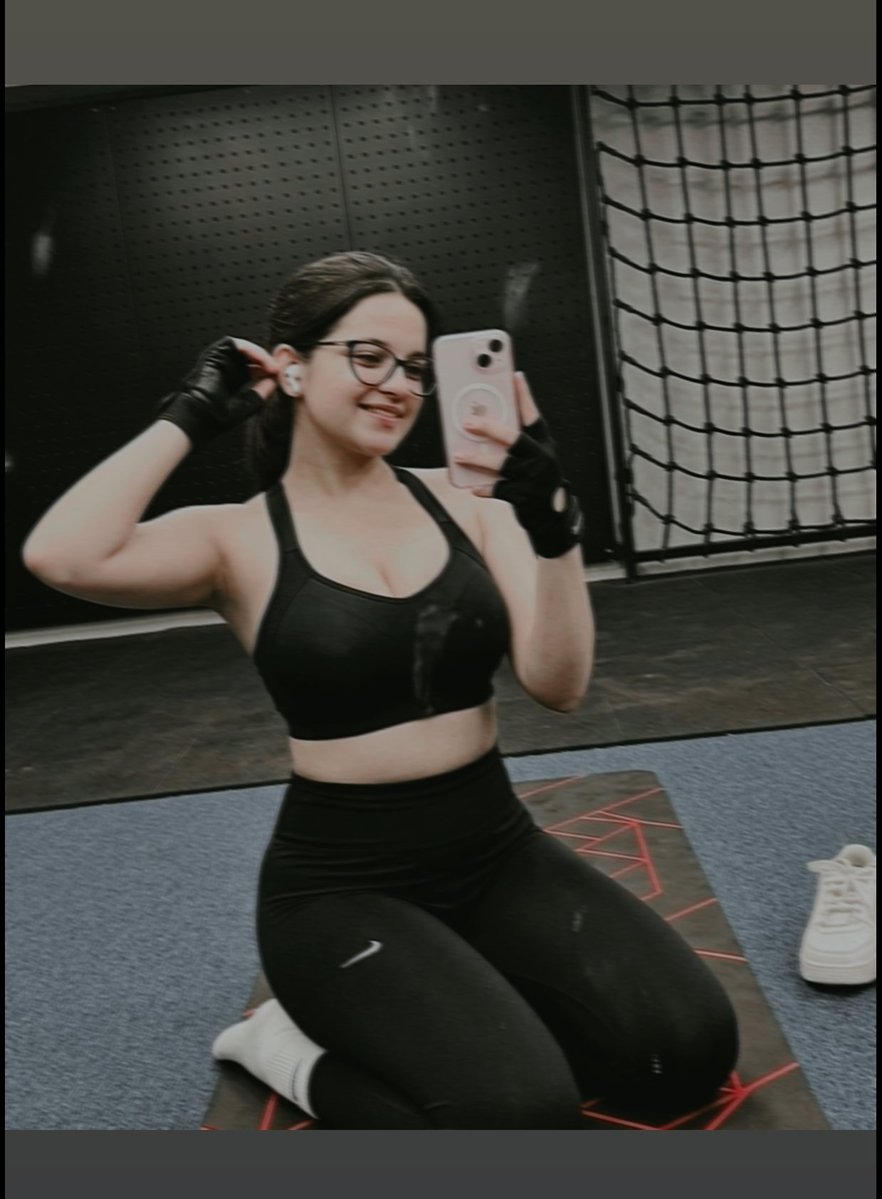 Sayantika tweet media