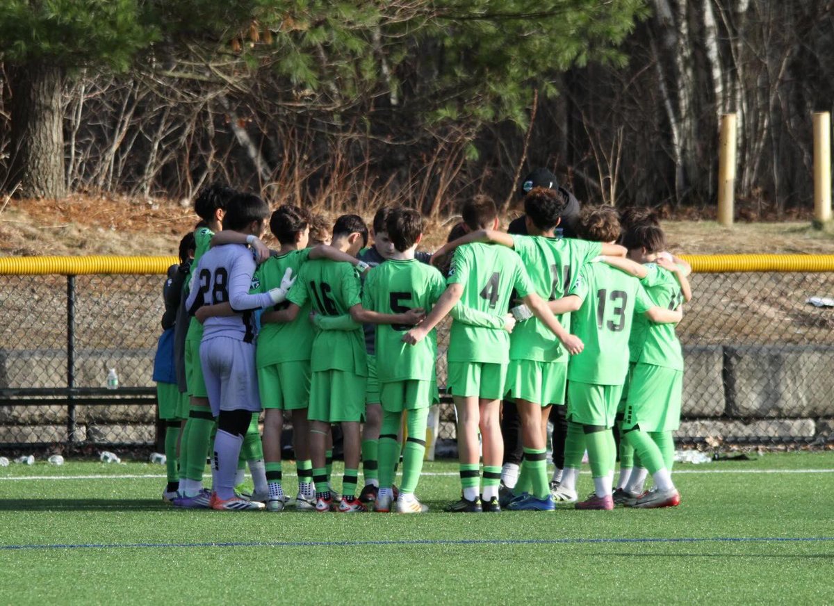 RyanFernandez40's tweet photo. Last weekend playing in Massachussets with CSA vs two strong teams, Valeo FC and NEFC. Fun time!!!
@mlsnext #ryanfernandez #centermidfielder #cam #cedarstarsacademy #csa #grateful #blessed #effort #dedication #commitment #consistency #workinghard #soccer #goals #assists #futbol https://t.co/9N6lYFg9PD