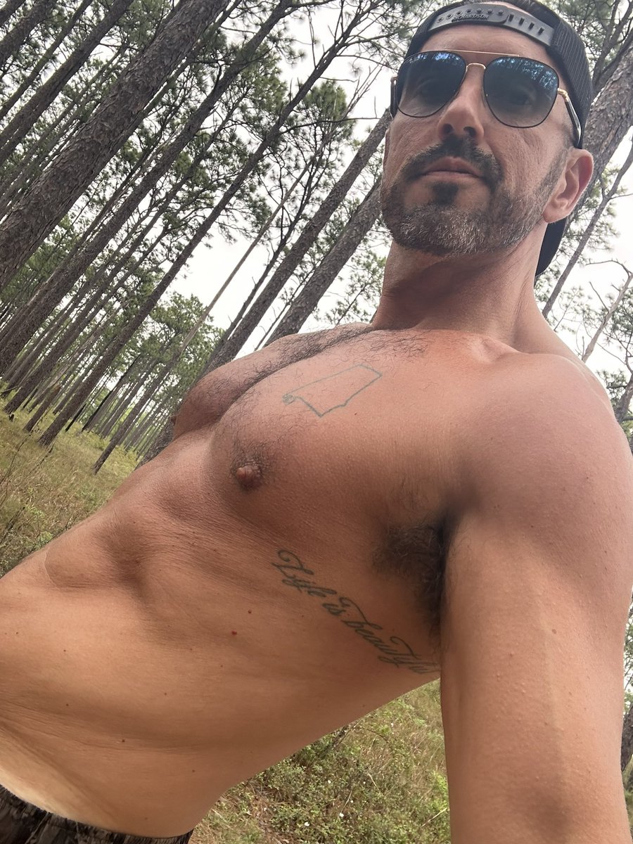 Brian Clowdus tweet media