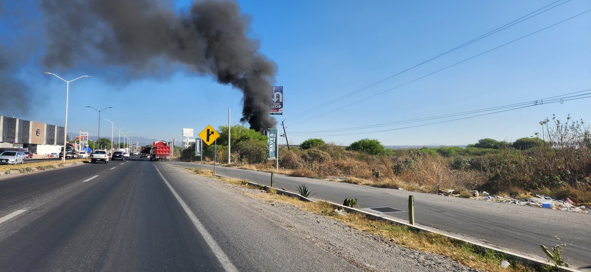 Manuel Solís tweet media