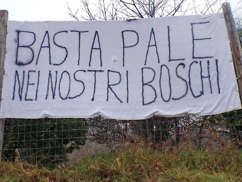 giovannitundo's tweet photo. Ci sono anche i #NoPale https://t.co/MyiR6mMccy
