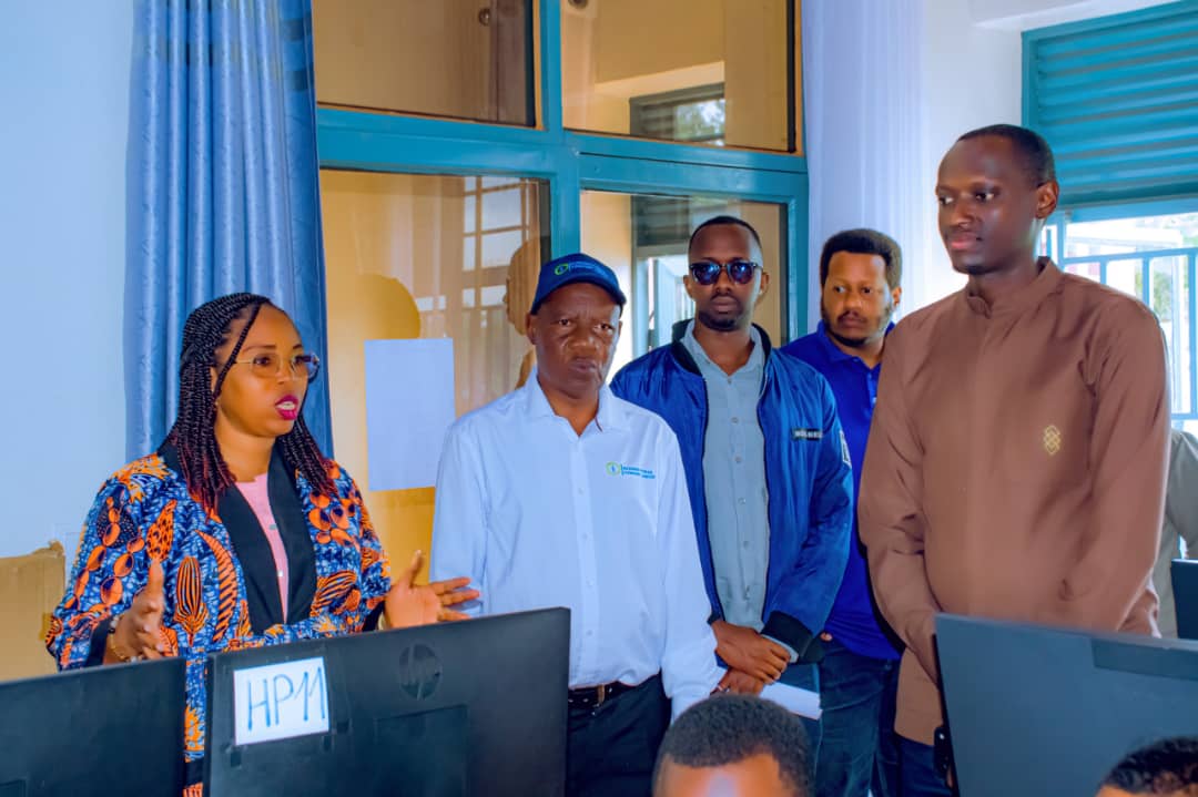 Flash Radio & TV tweet media