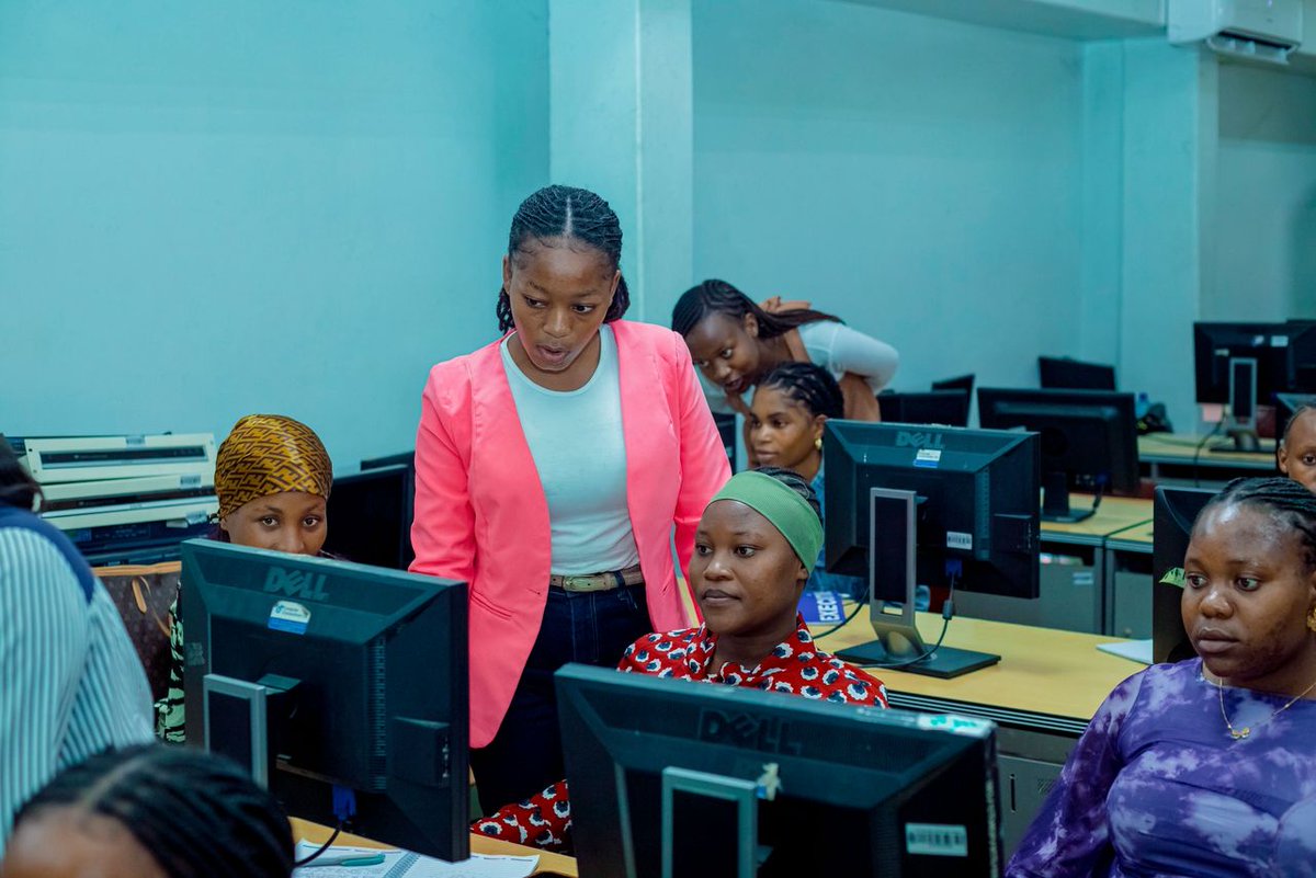 Johnbest Mwahaja tweet media