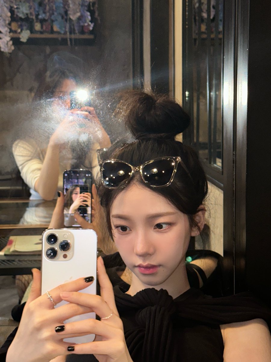 n년 전 오늘의 카리나 tweet media