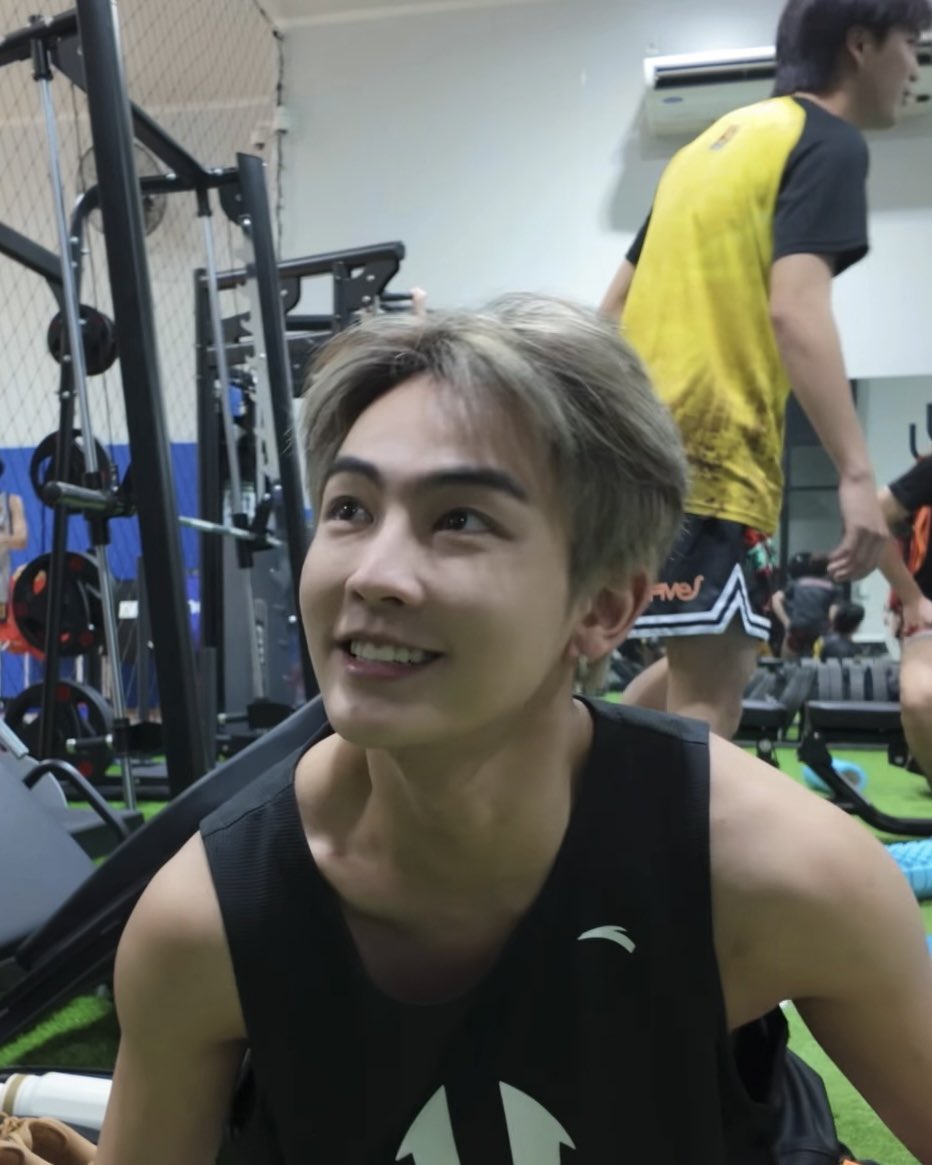 yourbabe! 🐈‍⬛💘 tweet media