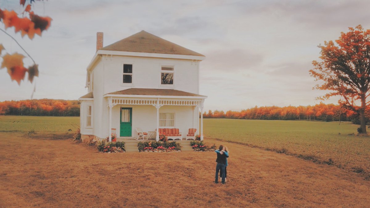 Andrea eras tour melb n1 🩷💜💙 tweet media