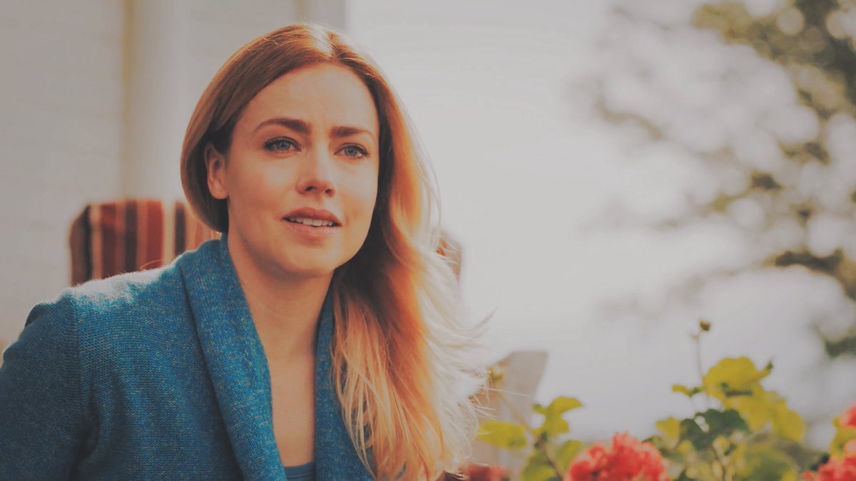 Andrea eras tour melb n1 🩷💜💙 tweet media