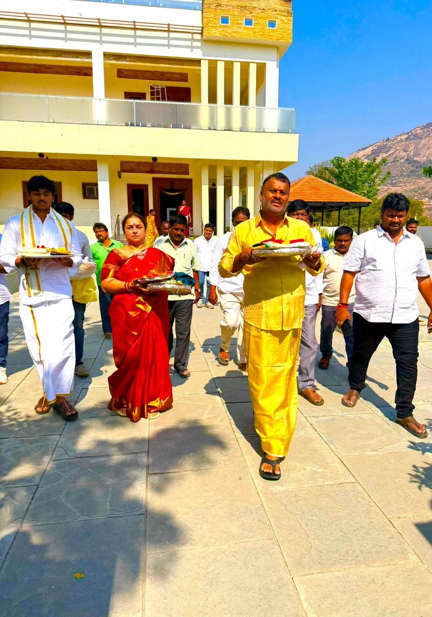 V I J A Y S A I tweet media