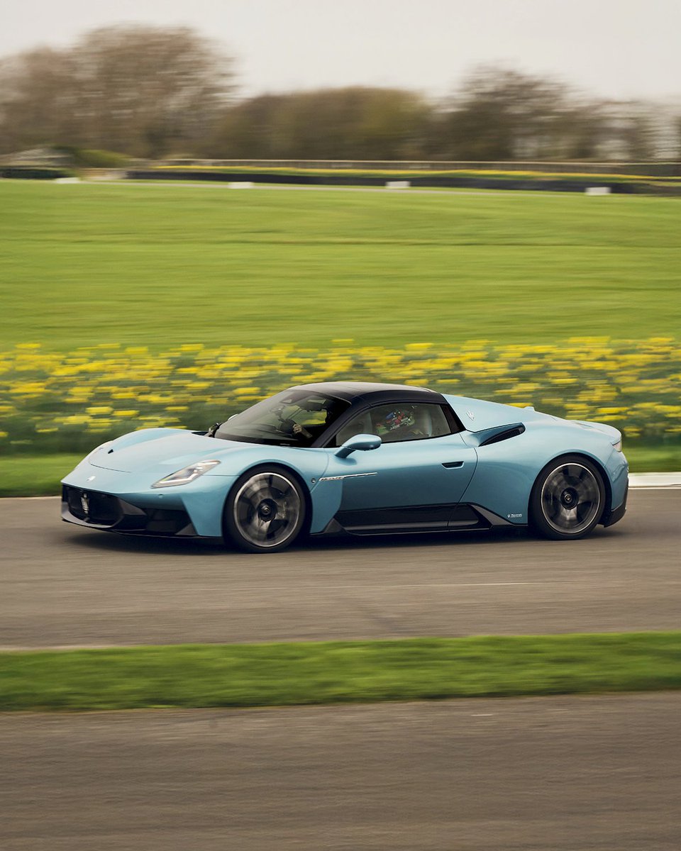 Maserati_HQ's tweet image. The season is warming up, and so are our engines.
Swipe to feel the heat. 🔱
#MaseratiGranTurismo #MaseratiMCPURA #Maserati
**⁣⁣⁣⁣⁣⁣⁣⁣
Please refer to the official technical specifications through link in bio.