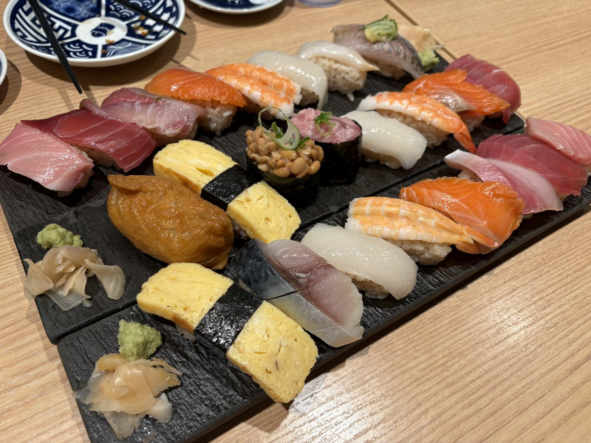 すんた tweet media