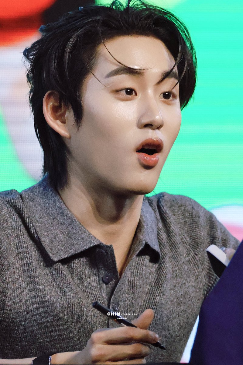 CHIN•🎸🦈 tweet media