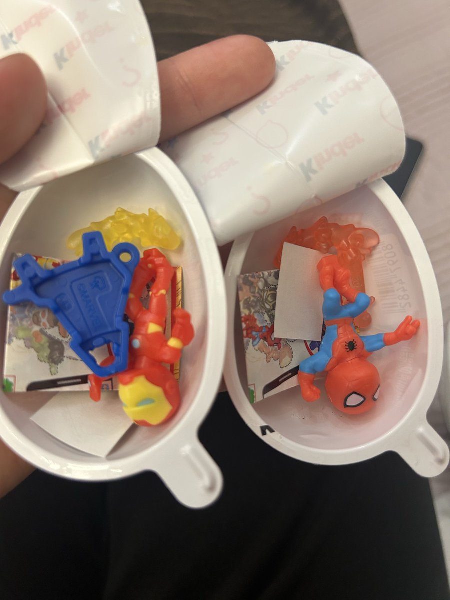 둥글레져스 tweet media