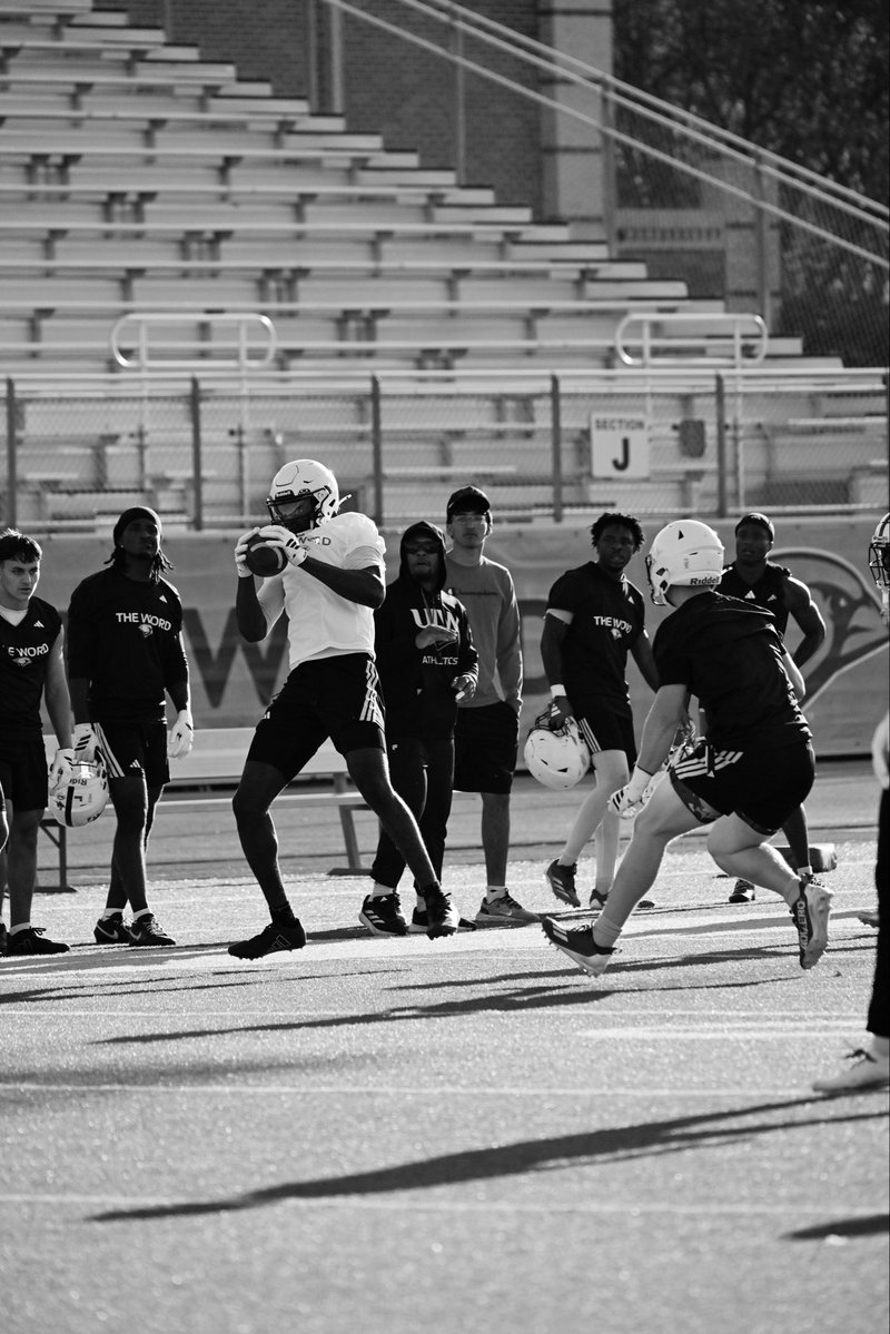 cedric lott jr tweet media