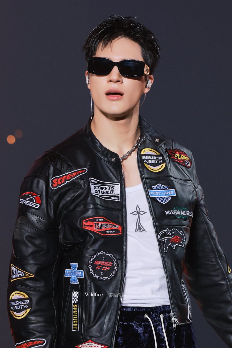 𝐖𝐢𝐥𝐝𝐟𝐢𝐫𝐞. tweet media