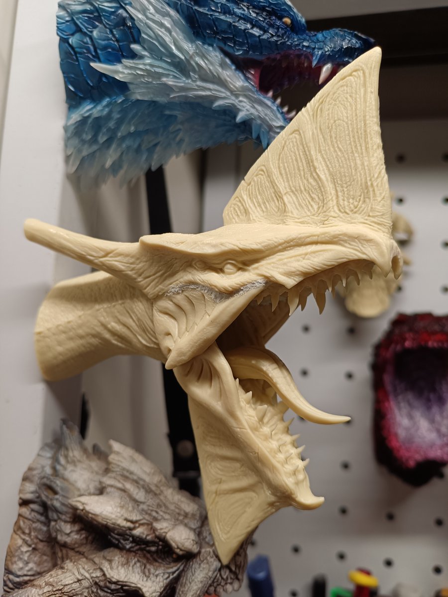 Heizigui tweet media