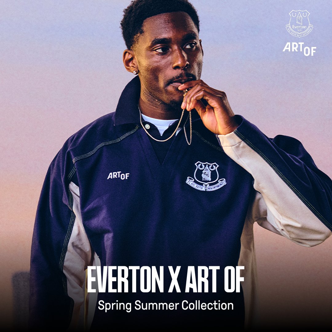 Everton's tweet image. New #EFC x @Art_of_Football drop! 🤌
 
Available now online and in-store. Free shipping until Monday 11:59pm, BST.

store.evertonfc.com/en/c-16395?_s=…