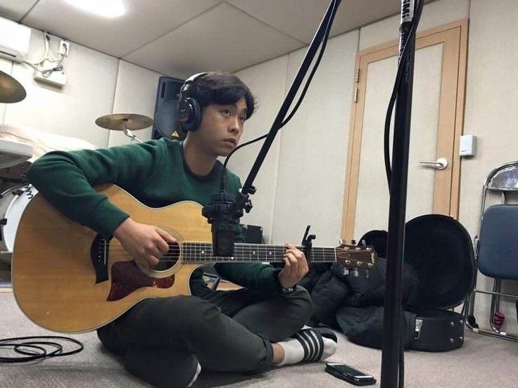 우돌발 tweet media