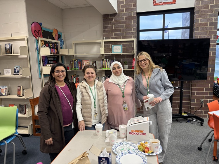 D66Elementary's tweet photo. Today we celebrate our incredible paraprofessionals. These wonderful staff members go above and beyond every day to support our students. Let's hear it for these heroes! https://t.co/nmoLj43kpL