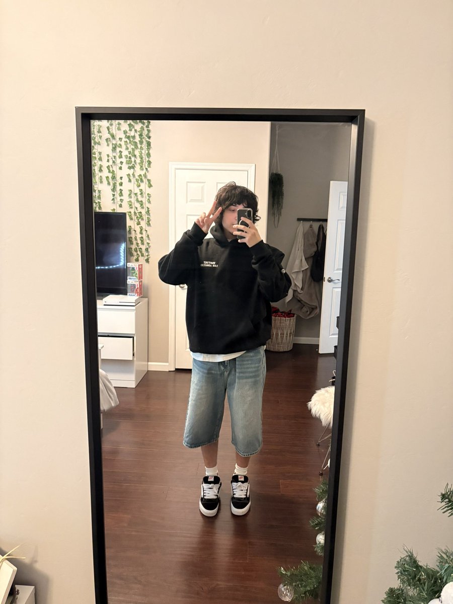 GrxmmU's tweet photo. Happy friYAY https://t.co/5MPOn3JTzb